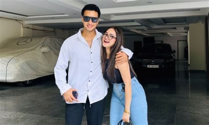 
Aayush Sharma Wife Who is Aayush Sharma Wife? 