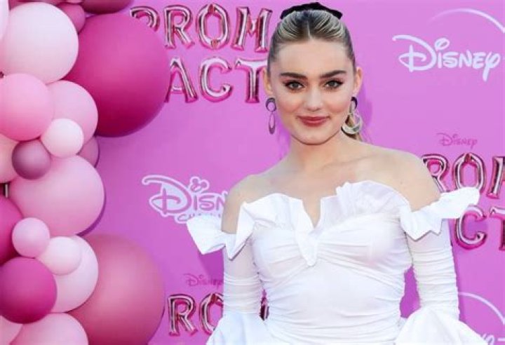 
Abigail Donnelly Height, Weight, Net Worth, Age, Birthday, Wikipedia, Who, Nationality, Biography 