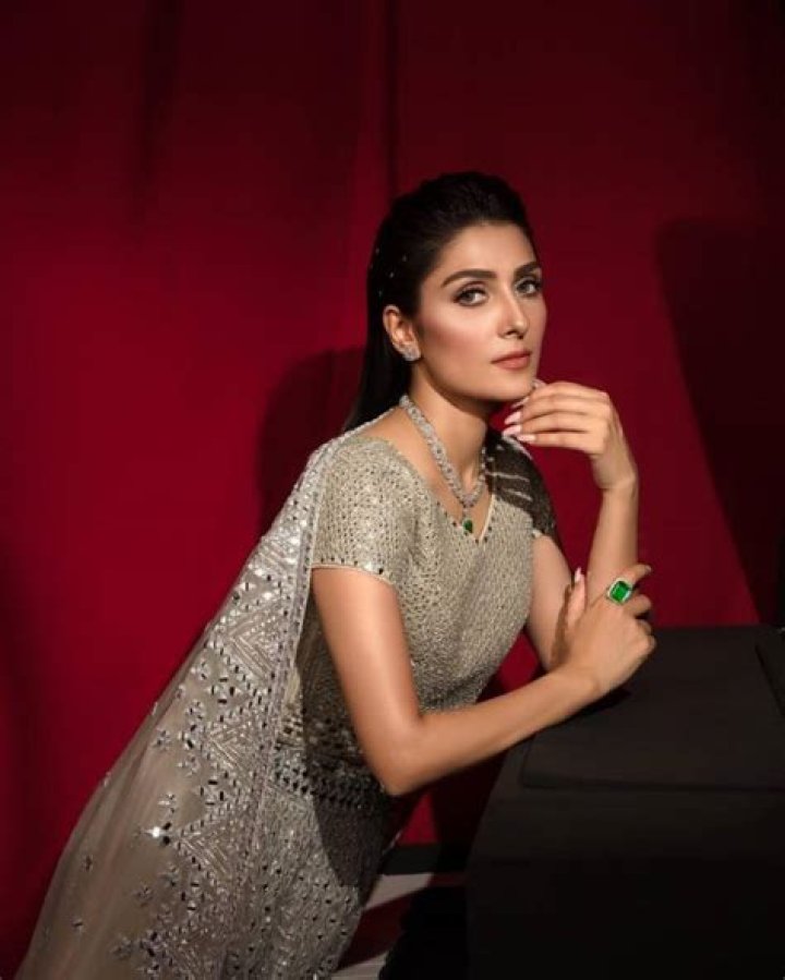 Aiza Khan Height, Weight, Net Worth, Age, Birthday, Wikipedia, Who, Nationality, Biography