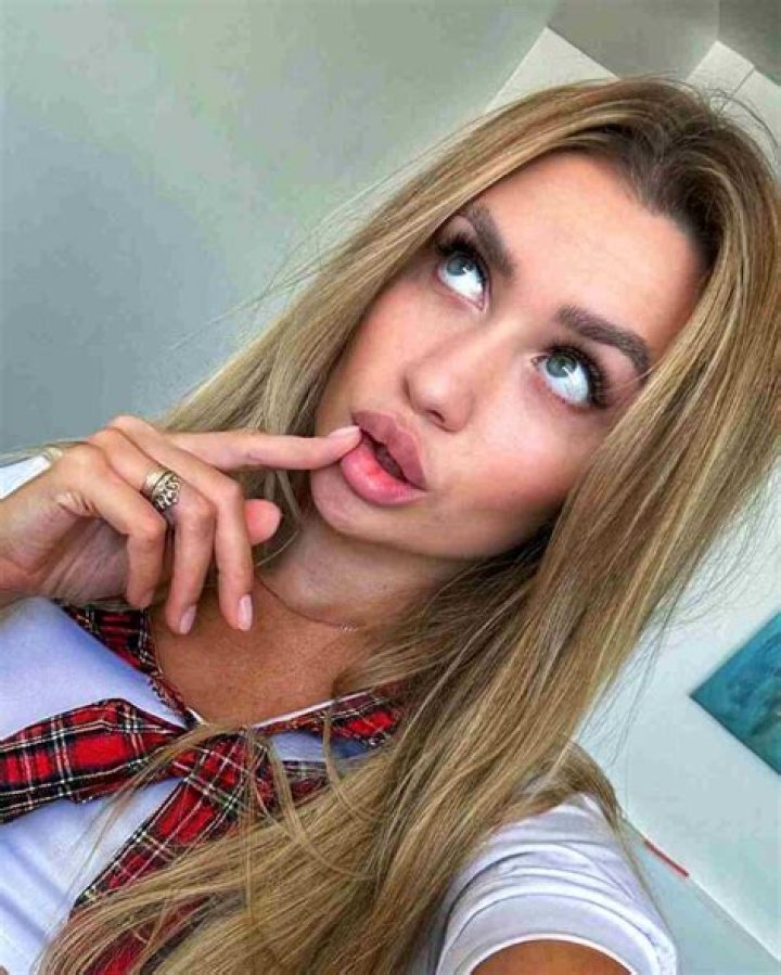 
Aleina Topp Height, Weight, Net Worth, Age, Wiki, Who, Instagram, Biography 