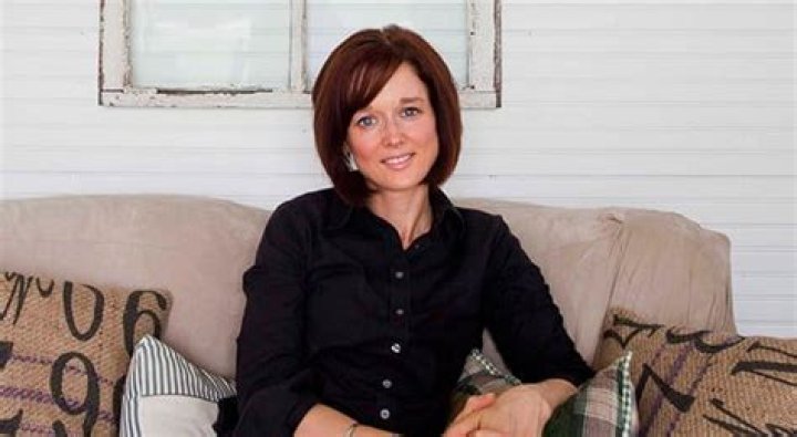 Ann Voskamp Height, Weight, Net Worth, Age, Birthday, Wikipedia, Who, Nationality, Biography
