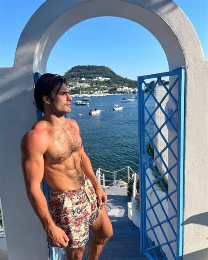 
Anthony Bemboom Height, Weight, Net Worth, Age, Birthday, Wikipedia, Who, Nationality, Biography 