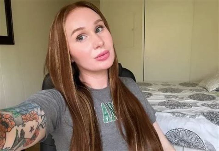 Ashley Elliot Height, Weight, Net Worth, Age, Birthday, Wikipedia, Who, Instagram, Biography