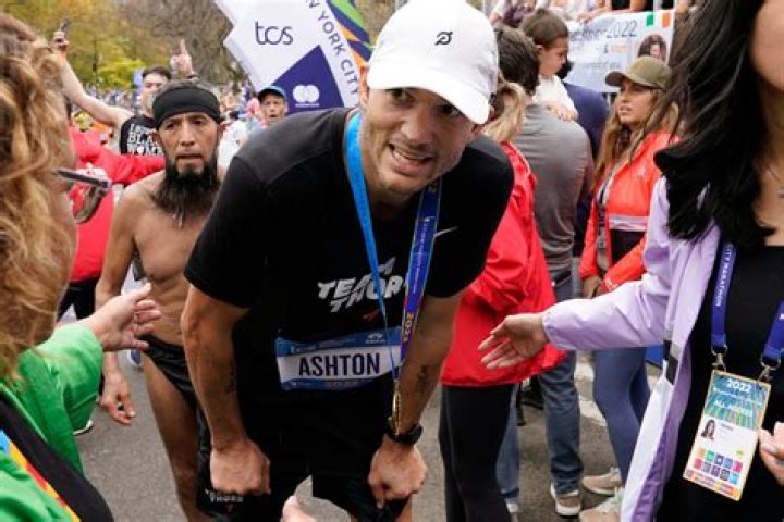 
Ashton Kutcher Finishes NYC Marathon, Raises $1M to Protect Children Against Sexual Abuse 
