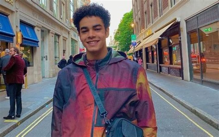 
Brooks Wilson Height, Weight, Net Worth, Age, Birthday, Wikipedia, Who, Nationality, Biography 