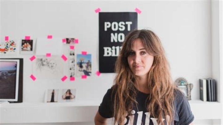
Candice Neistat Pool Biography. Who is Casey Neistat’s wife? 