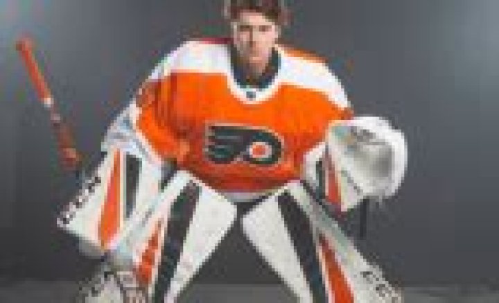 
Carter Hart Girlfriend | Is He Dating Anyone | Relationship Timeline & Dating History 