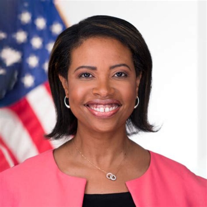 Chiquita Brooks LaSure Height, Weight, Net Worth, Age, Birthday, Wikipedia, Who, Instagram, Biography