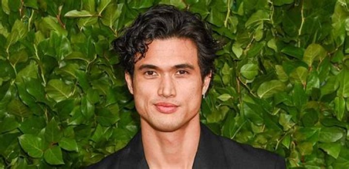 
Craig Melton Height, Weight, Net Worth, Age, Birthday, Wikipedia, Who, Nationality, Biography 