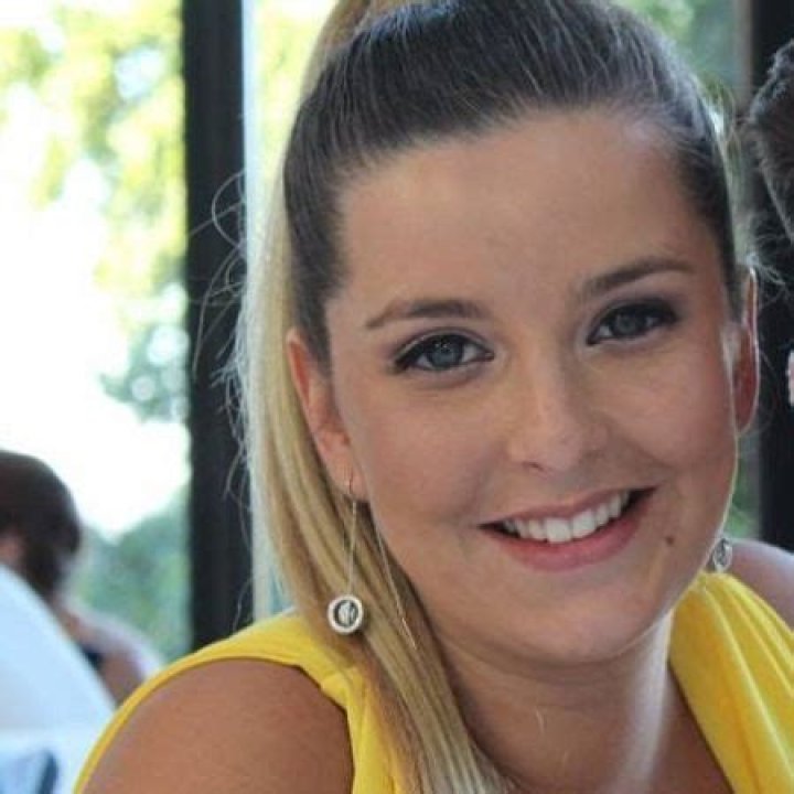 
Debora Lourenco Height, Weight, Net Worth, Age, Birthday, Wikipedia, Who, Nationality, Biography 