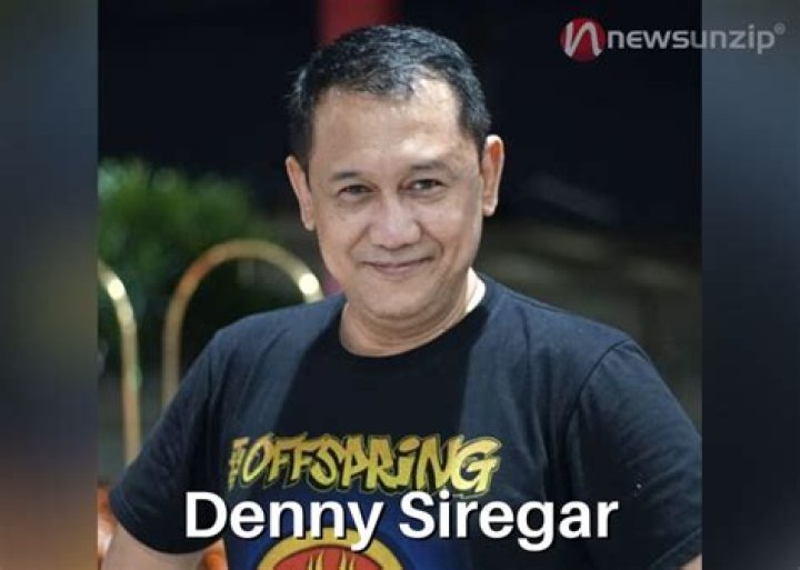 
Denny Siregar Height, Weight, Net Worth, Age, Birthday, Wikipedia, Who, Nationality, Biography 
