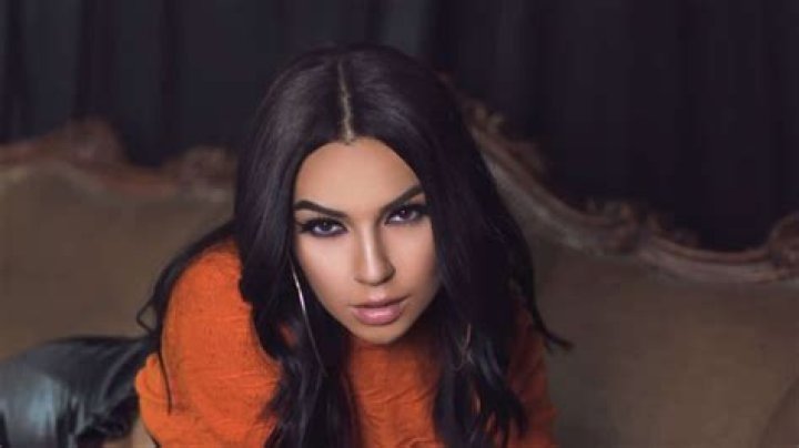 
Details About Singer Kida: Age, Height, Relationships, Net Worth 