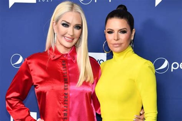 
Erika Girardi Says Lisa Rinna Is ‘the G.O.A.T.’ After ‘RHOBH’ Departure: ‘I Am Going to Miss’ Her 