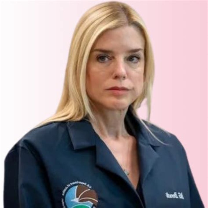
Felicity Freckle Height, Weight, Net Worth, Age, Birthday, Wikipedia, Who, Instagram, Biography 