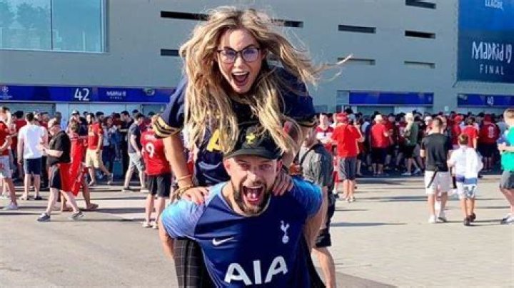 Finn Balor is Married to Wife: Veronica Rodriguez. Kids.