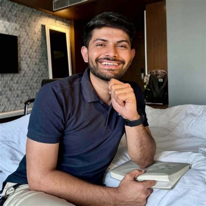 
Harsh Rajput Height, Weight, Net Worth, Age, Birthday, Wikipedia, Who, Nationality, Biography 