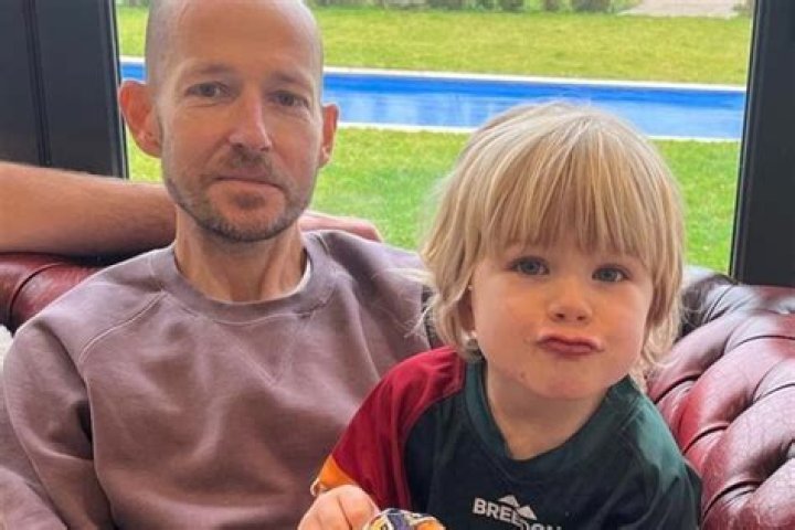 
Jonnie Irwin’s Cancer Update: What’s Wrong With Him? Here’s What We Know 