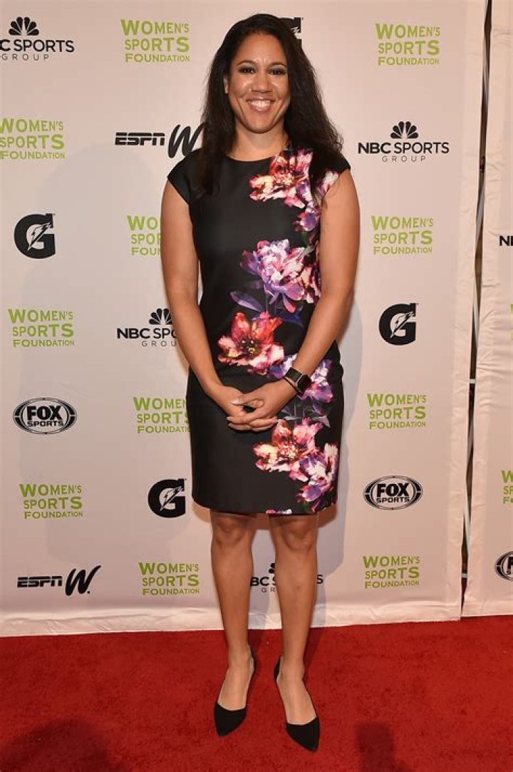 Kara Lawson Height, Weight, Net Worth, Age, Birthday, Wikipedia, Who, Nationality, Biography