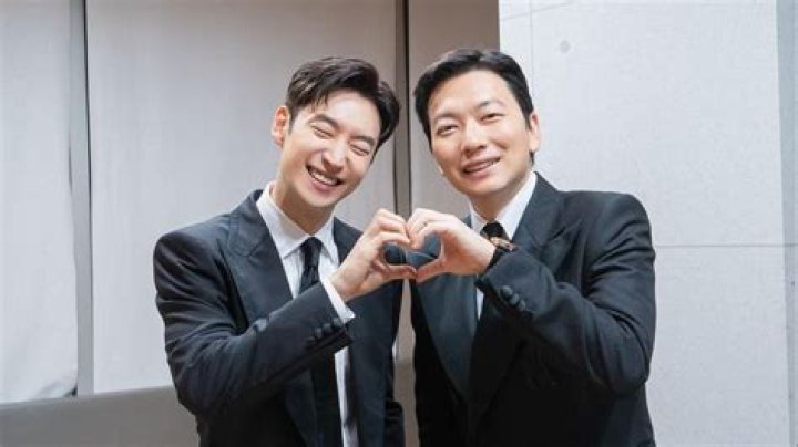 Lee Dong Hwi Height, Weight, Net Worth, Age, Birthday, Wikipedia, Who, Nationality, Biography