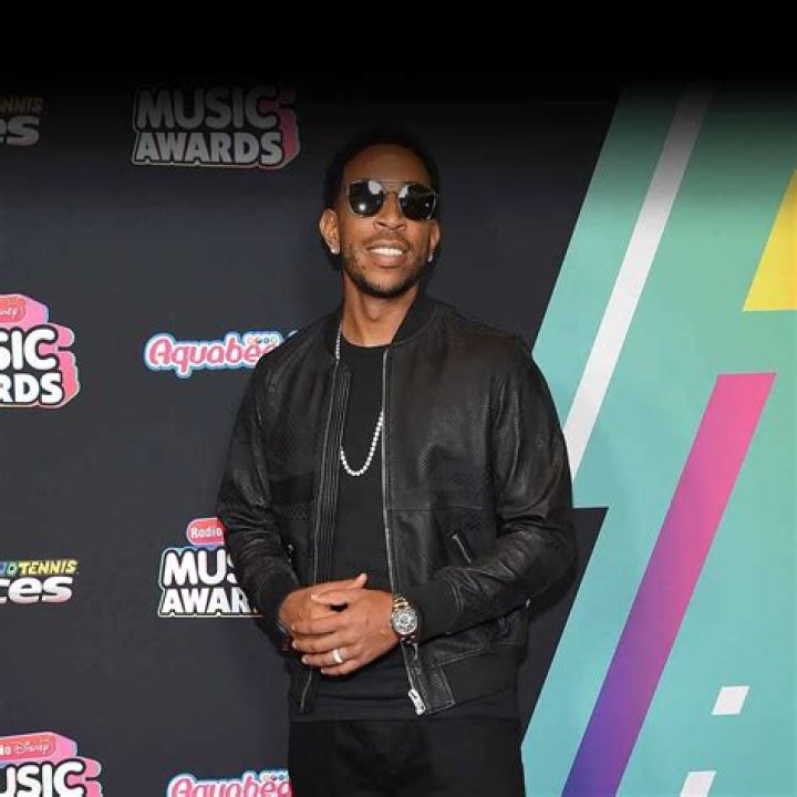
Ludacris Height, Weight, Net Worth, Age, Birthday, Wikipedia, Who, Nationality, Biography 