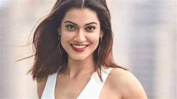 Payal Rohatgi Height, Weight, Net Worth, Age, Birthday, Wikipedia, Who, Nationality, Biography