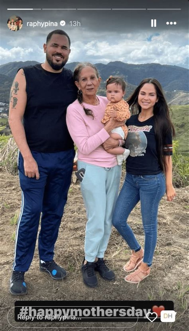 
Raphy Pina Ex Wife Carolina Aristizabal Has Her Life In Miami While He Lives With His Children and Family 