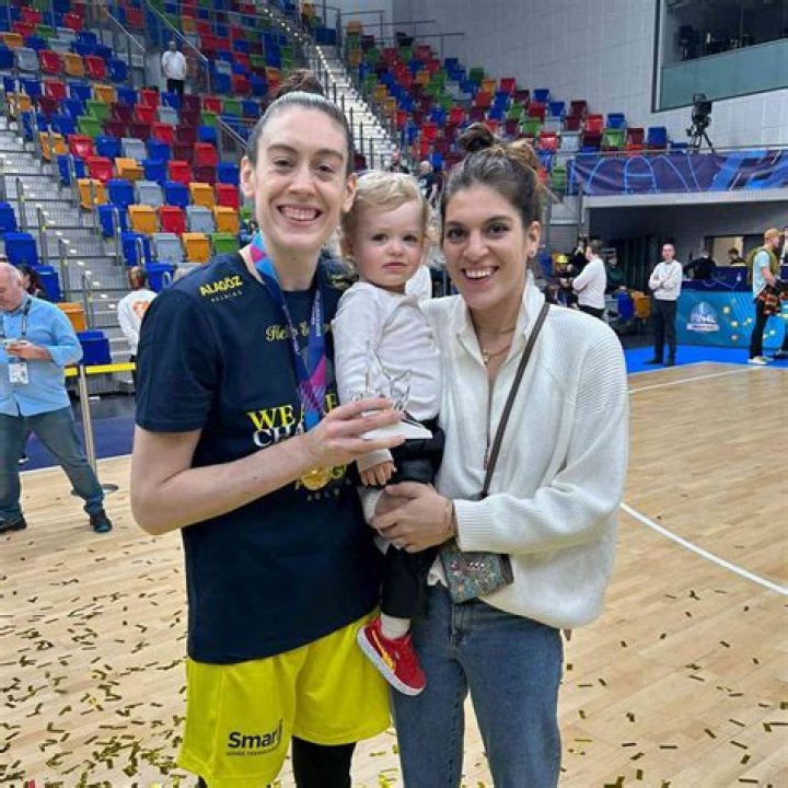 
Ruby Mae Stewart Xargay, Meet Breanna Stewart Baby With Wife Marta Xargay 