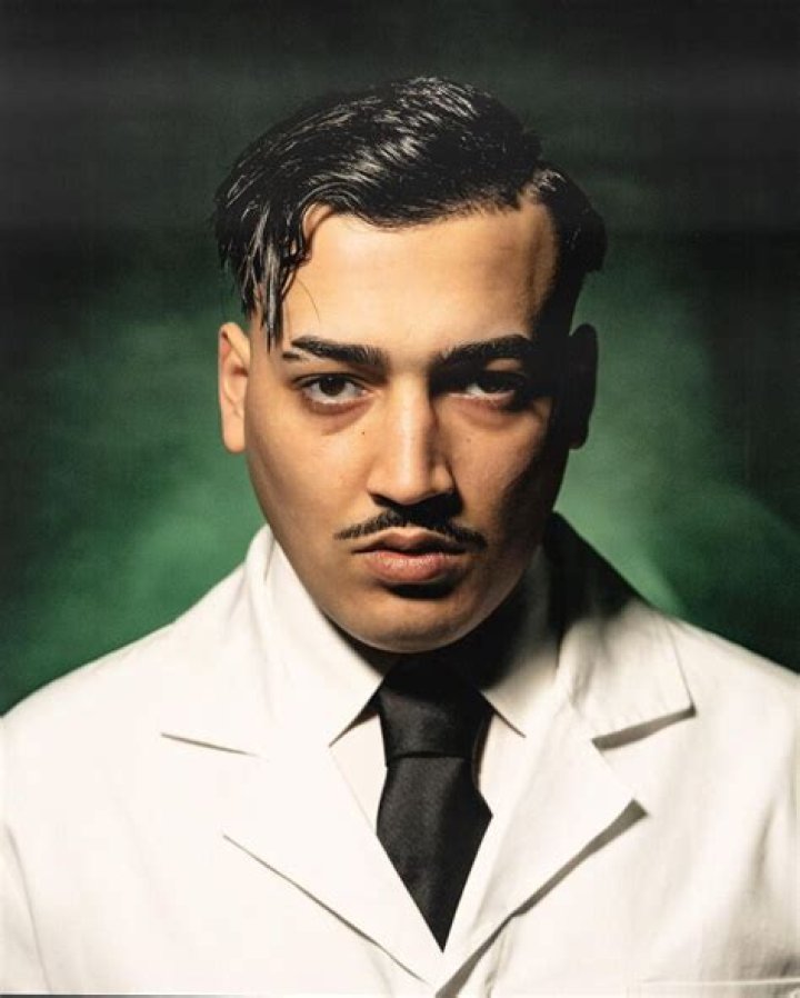 
Simba La Rue Height, Weight, Net Worth, Age, Birthday, Wikipedia, Who, Nationality, Biography 
