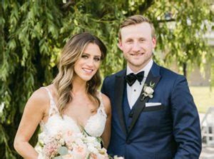 
Steven Stamkos and Wife Sandra Porzio’s Marriage 