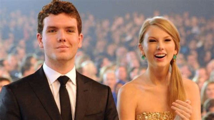 
Taylor Swift’s Brother Austin Swift Is Rumored To Be Dating Sydney Ness 