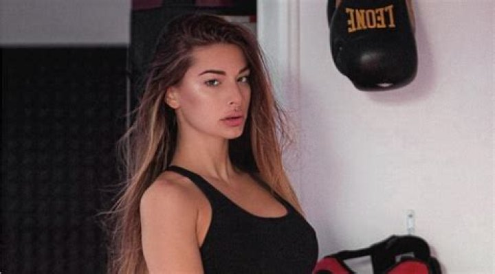 ToeKnee Corrado Height, Weight, Net Worth, Age, Birthday, Wikipedia, Who, Nationality, Biography
