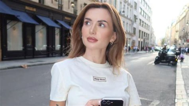 
Weronika Sowa Height, Age, Boyfriend, Biography, Wiki, Net Worth 