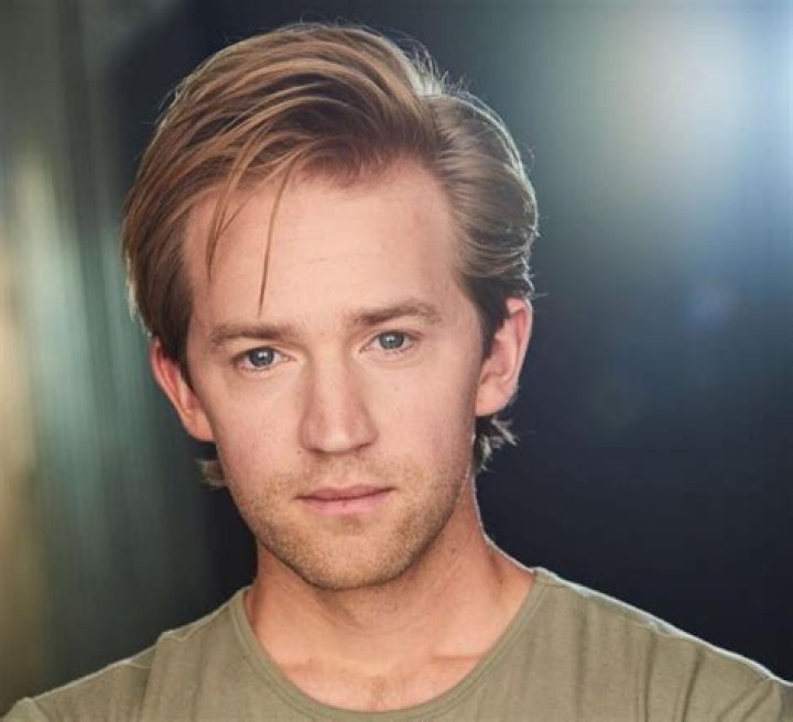 What happened to Jason Dolley? Age, Net Worth, Wife, Gay, Wiki