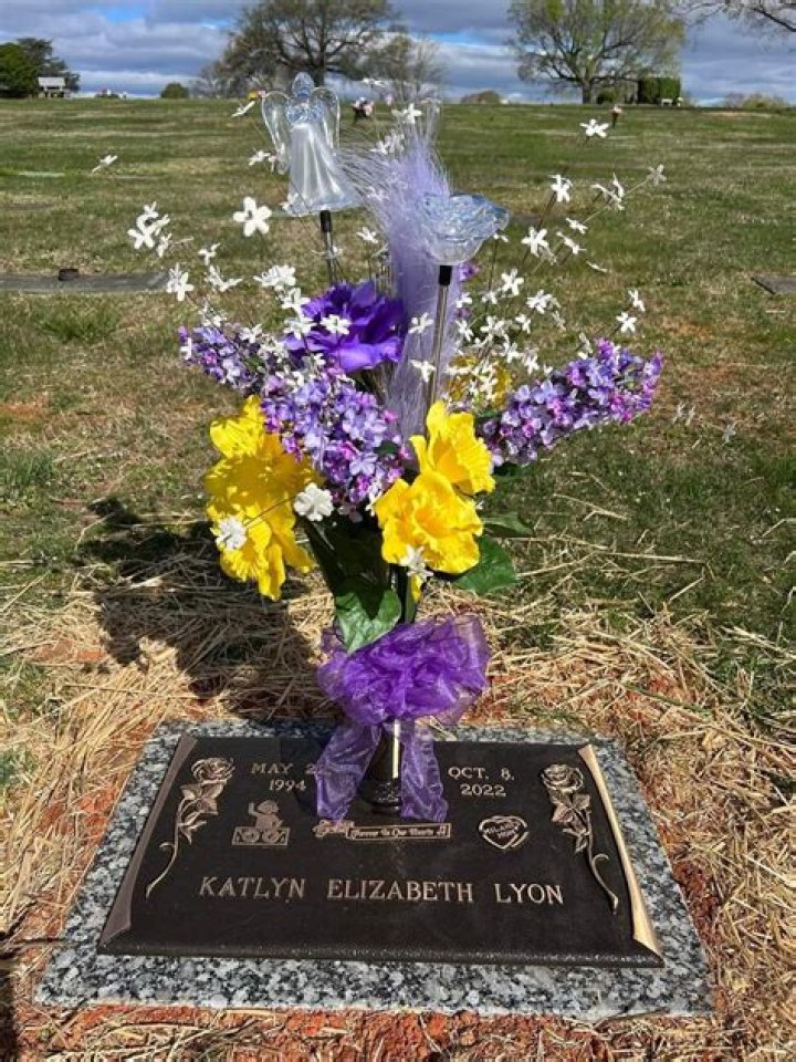 What Happened To Kaitlyn Lyon? Is Katlyn Elizabeth Lyon Dead? Katlyn Lyons Obituary, Cause Of Death