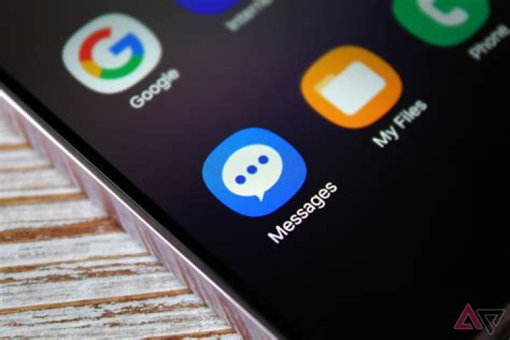 
What Is Wallpapersu SMS? Stay Away From This Text Messaging Spam 