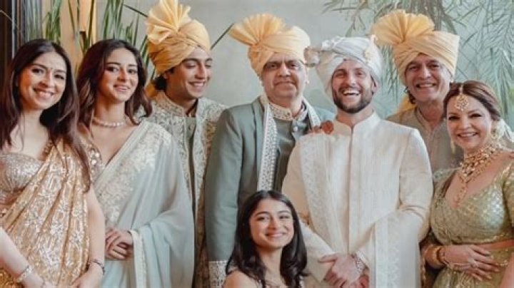 
Who are Ayan Mukerjis Parents? Ayan Mukerji Biography, Parents Name and More 