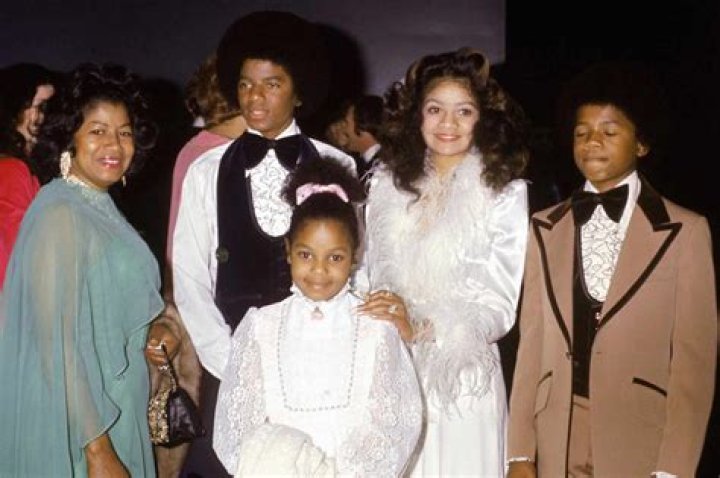 
Who are Deon Jacksons Parents? Deon Jackson Biography, Parents Name, Nationality and More 