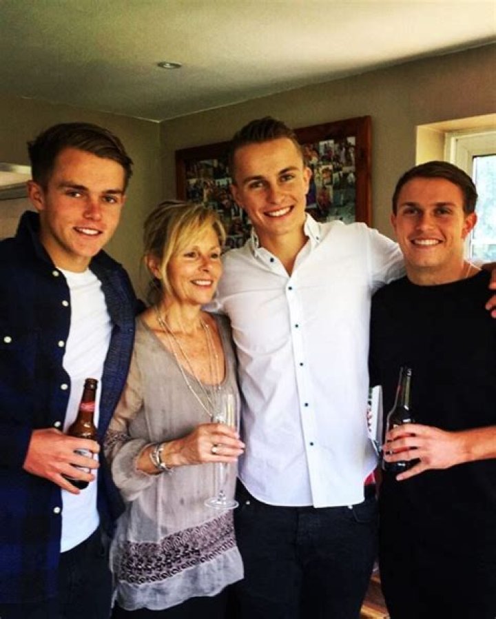 Who Is Paul Curran? Meet Tony Curran Brother Parents And Family