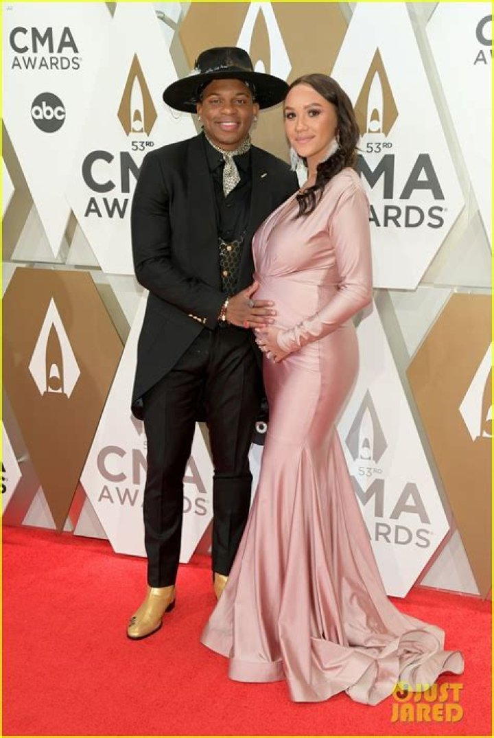 
Why Jimmie Allen and wife Alexis Gale are getting a divorce when the latter is pregnant 